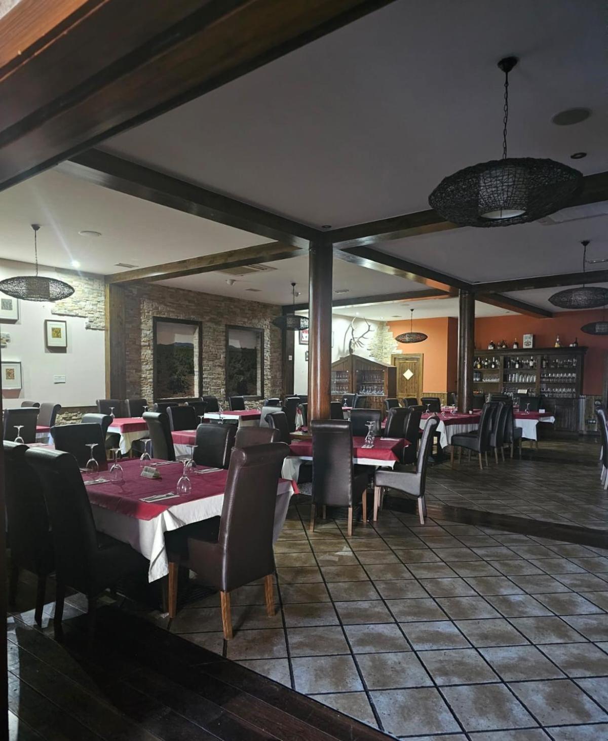 Hotel Restaurante El Patas Corral de Almaguer Extérieur photo